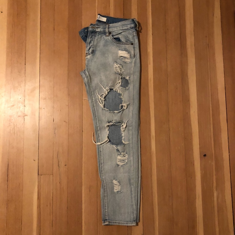 Brandy Melville Boyfriend jeans